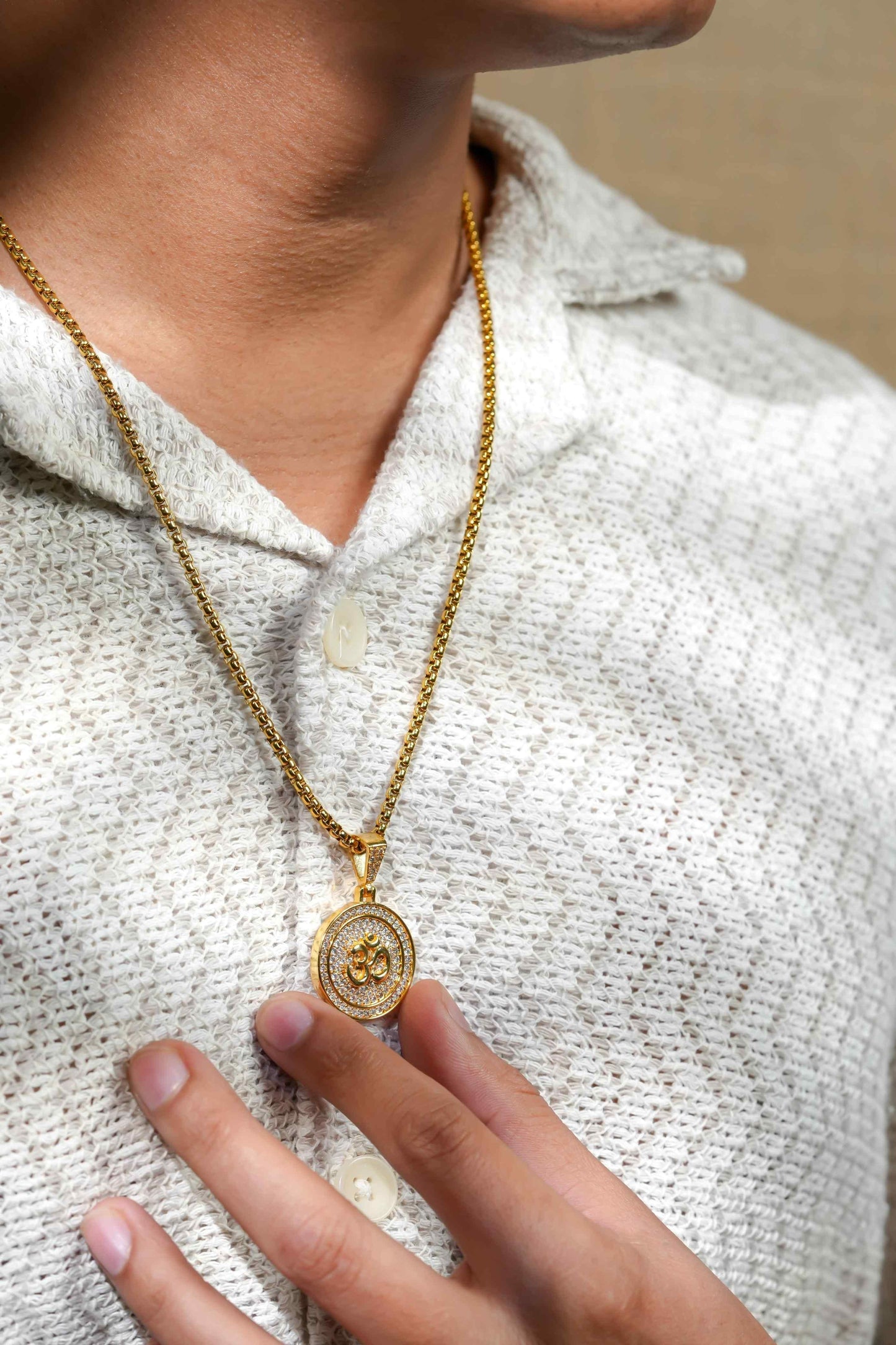 (ॐ) Om Symbol Pendant With Chain📿